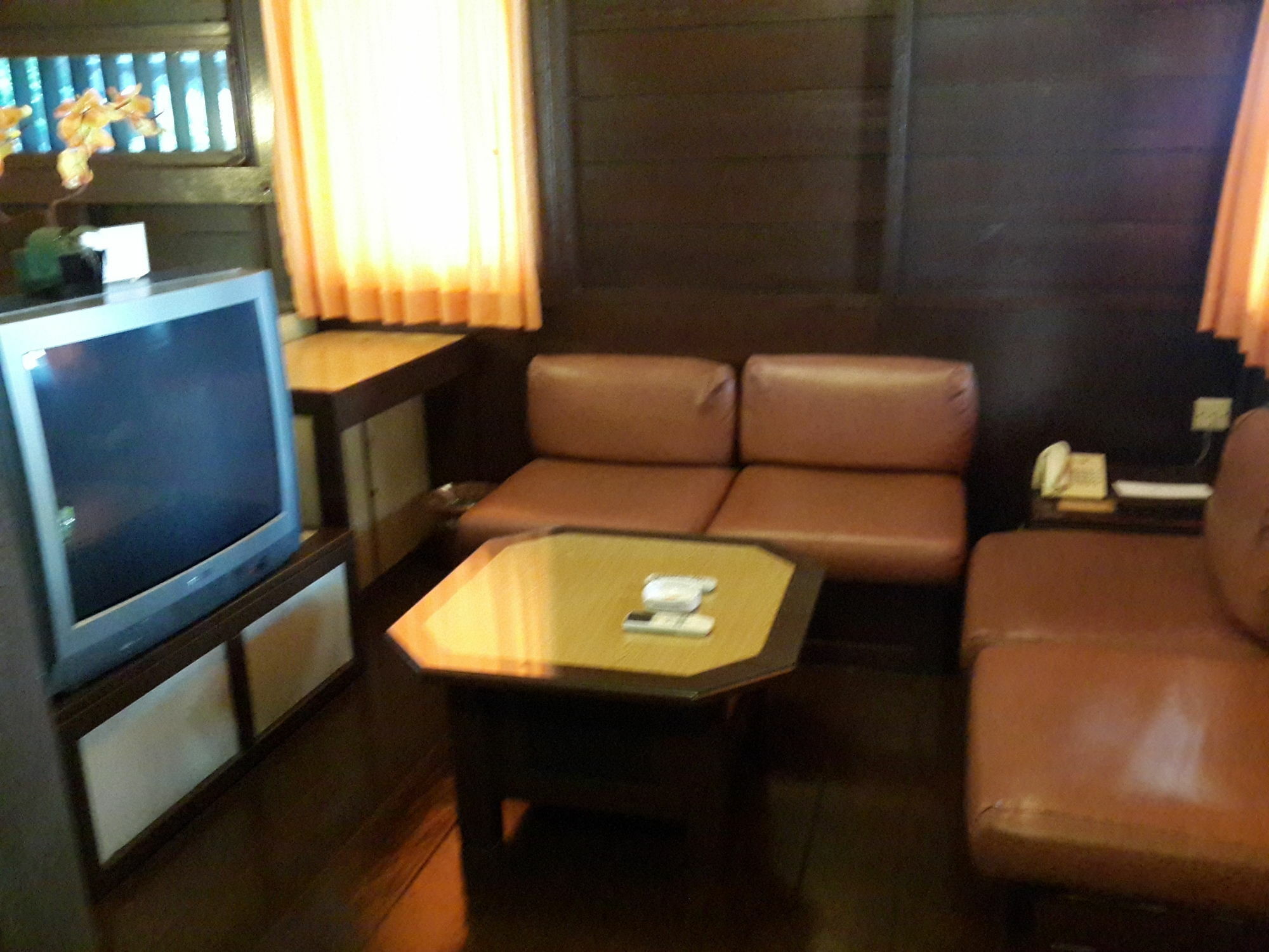 Pulau Ayer Resort And Cottages Jakarta Buitenkant foto